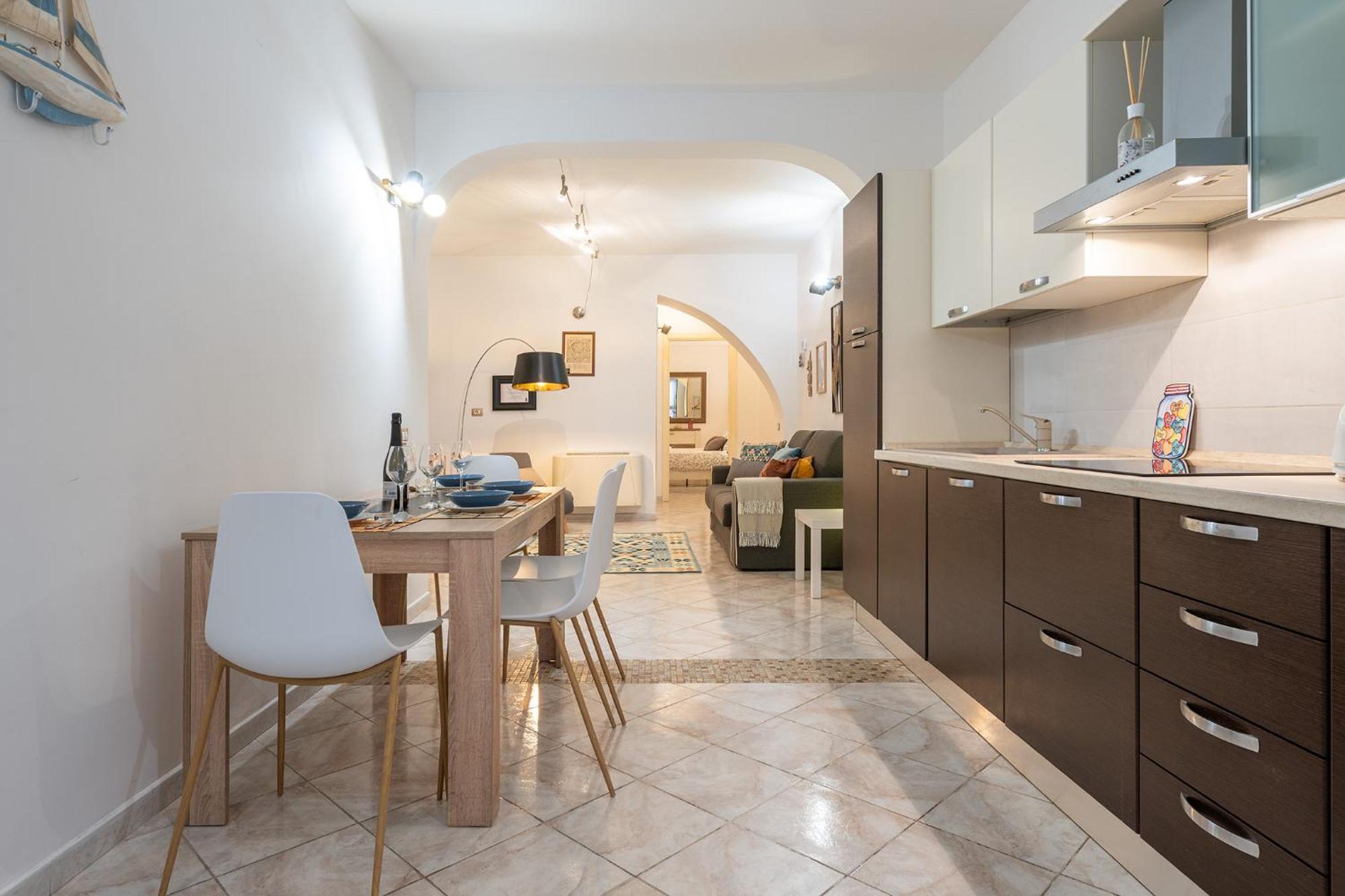 Arquer43 - Cagliari Old Town - Appartamento 1 Camera Da Letto - 4 Persone Bagian luar foto